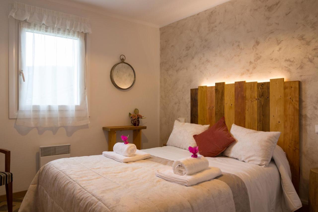 Casa Lizarrosta En Nacedero Del Urederra Villa Baquedano Luaran gambar